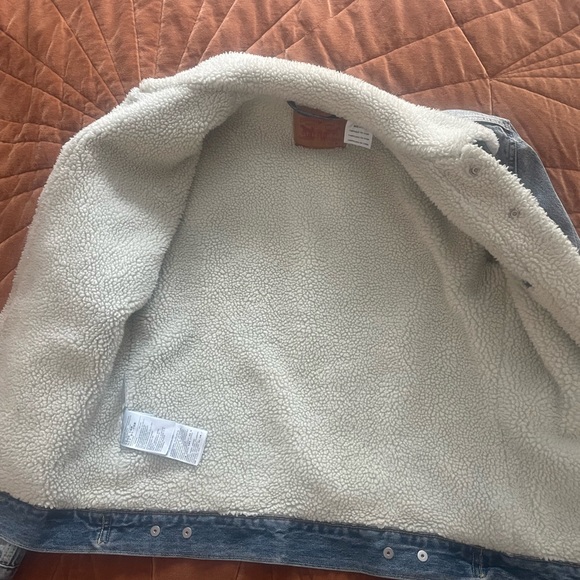 Levi’s Free people Sherpa lined jean jacket medium - Picture 4 of 5